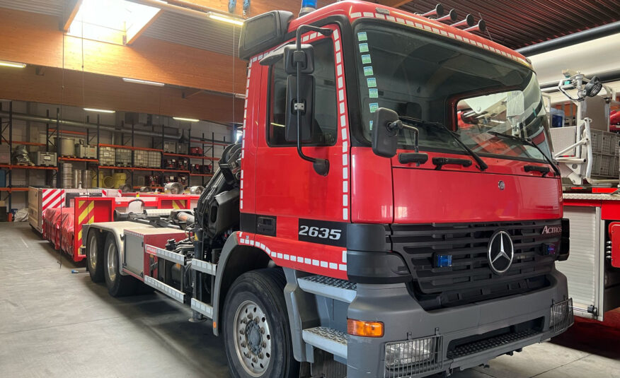 Mercedes Actros 2635 , 6×4, hákový nosič kontajnerov,  hydraulická ruka: HIAB 122B-3 DUO